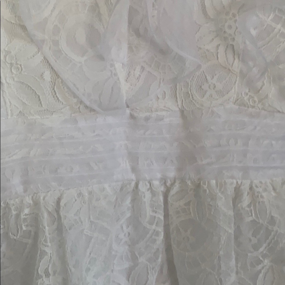 Express White Ruffled Top - Picture 5 of 8